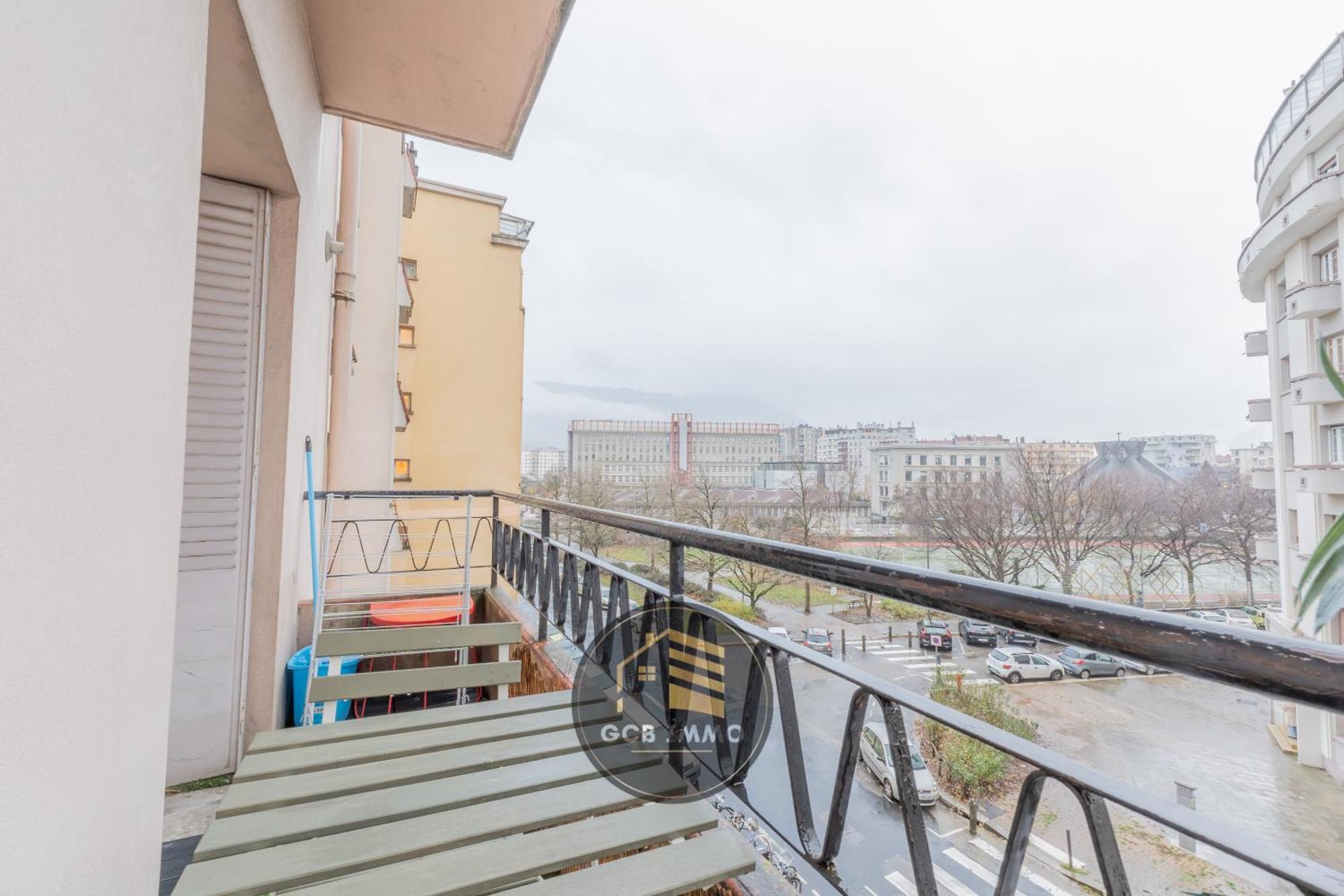 Le Libe Lägenhet Grenoble Exteriör bild